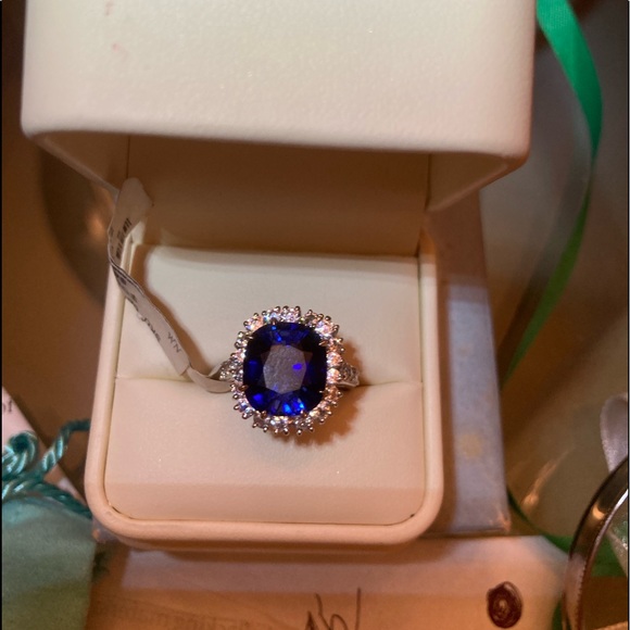 Exquisite (faux) Sapphire (zirconia)diamond like ring by Fantasia by deSerio
